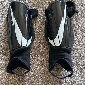 Soccer shin guards